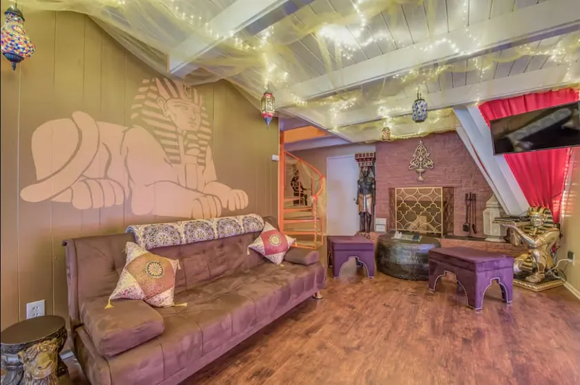 Egyptian 2-story Beach Villa - Image 1