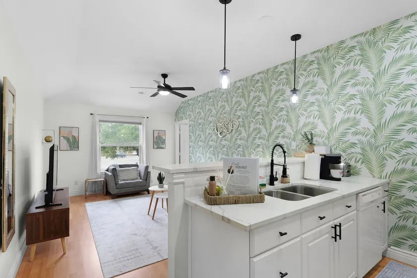 Houston Heights 1BR Hideaway - Image 1