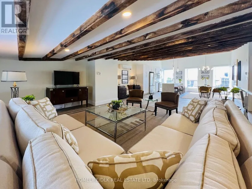 King West Village Loft - Image 1