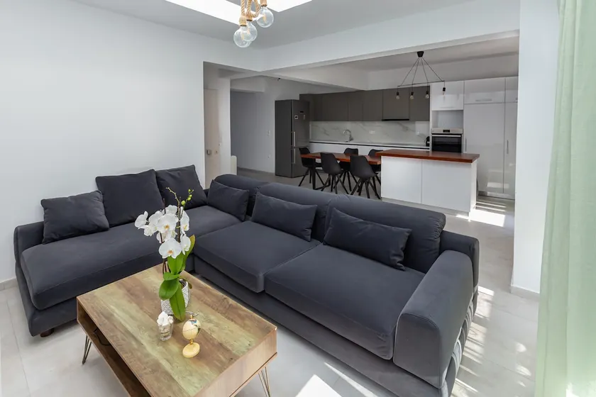 Rhodes Central Suite - Image 1