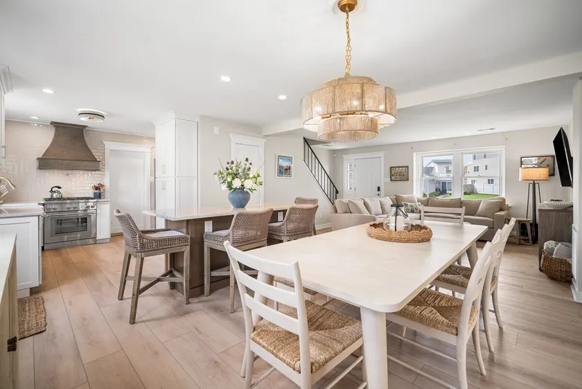 Three Houses to the Beach - Pet Friendly - Bikes - Image 1