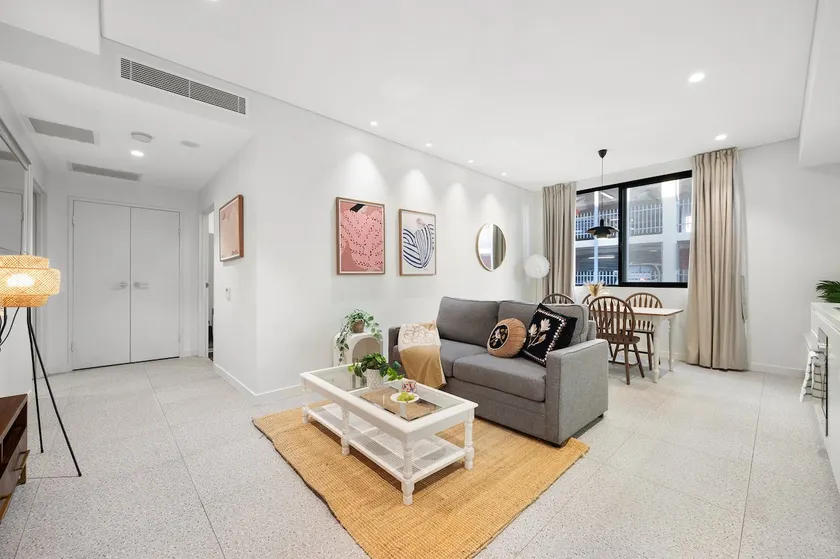 Chic Urban Gem - Central丨Cozy丨Spacious - Image 1