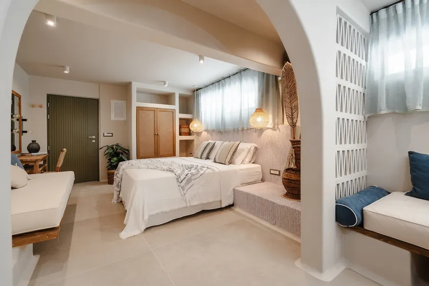 Chic Elysium | Refuge - Image 1