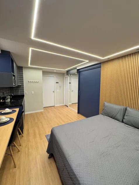 1-bedroom apartment in Santa Paula - Image 1