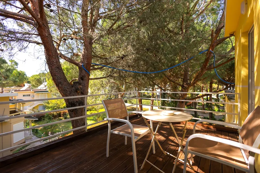Lura Apartment 01 - Image 1