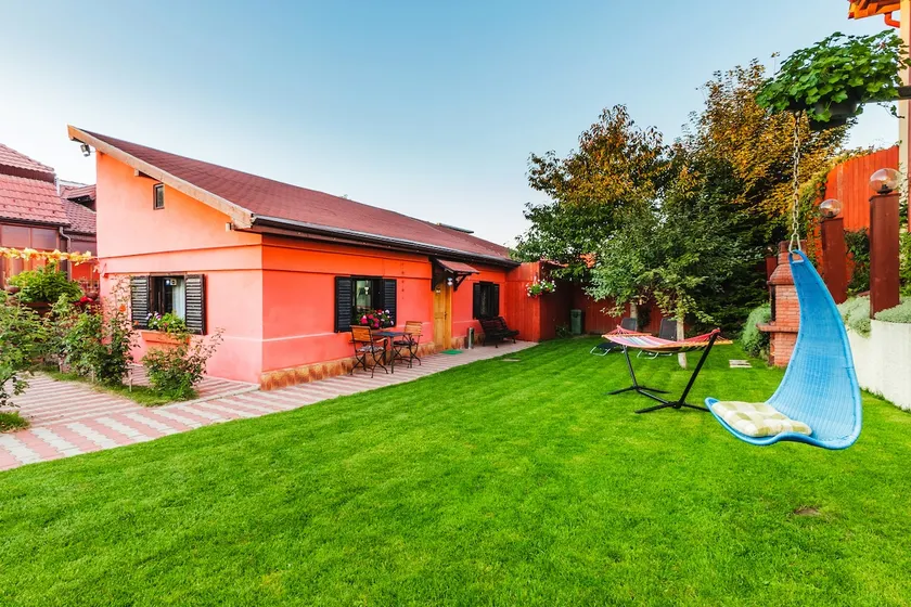 Sunset Cottage - Image 1