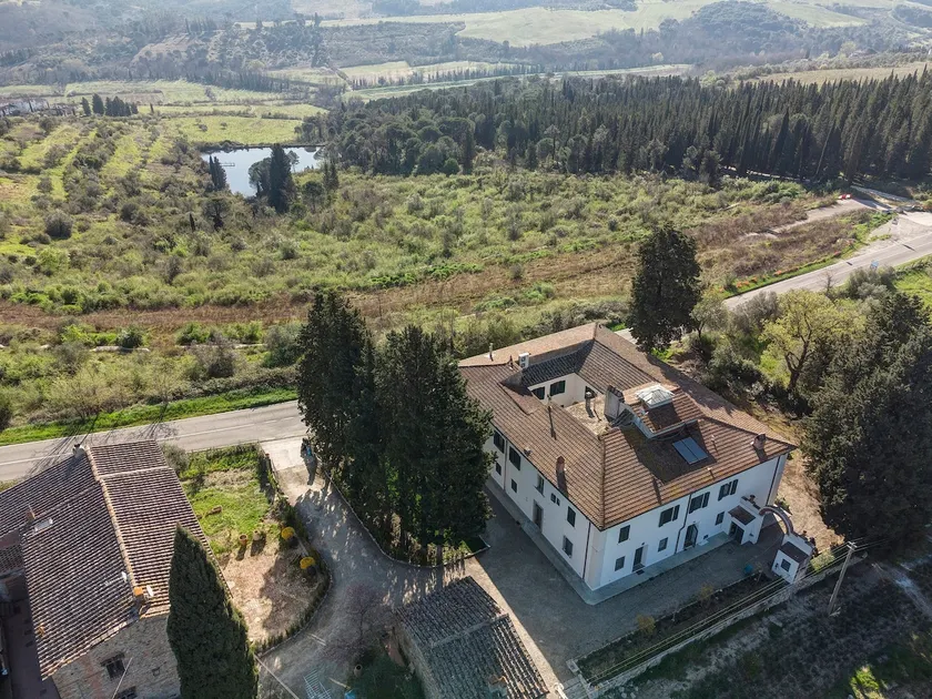 Le Mortinete Farmhouse: Leccino Chianti's View - Image 1