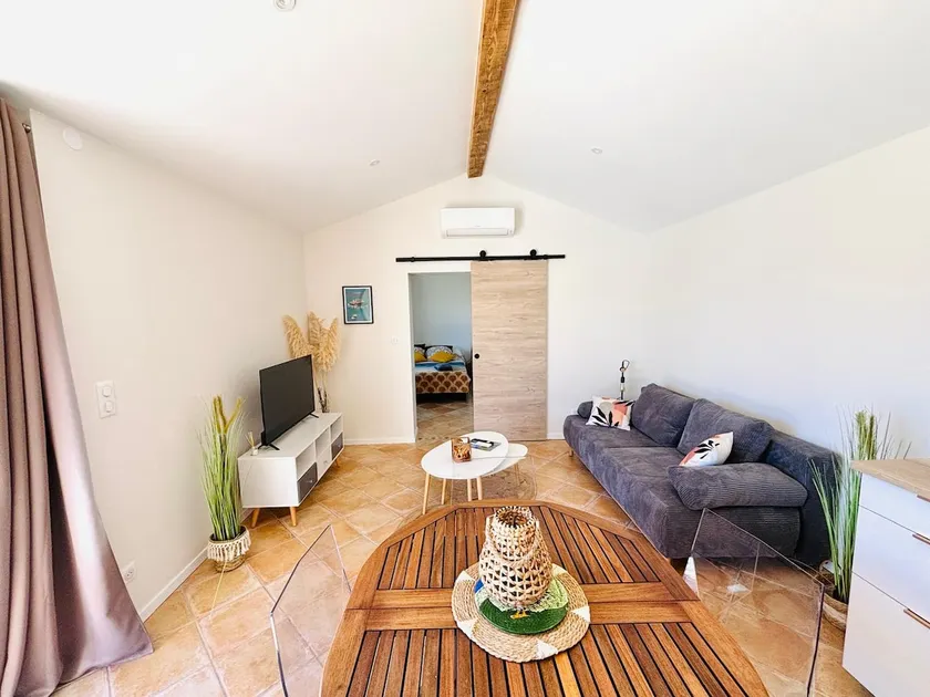 2 Cozy Rooms - Image 1
