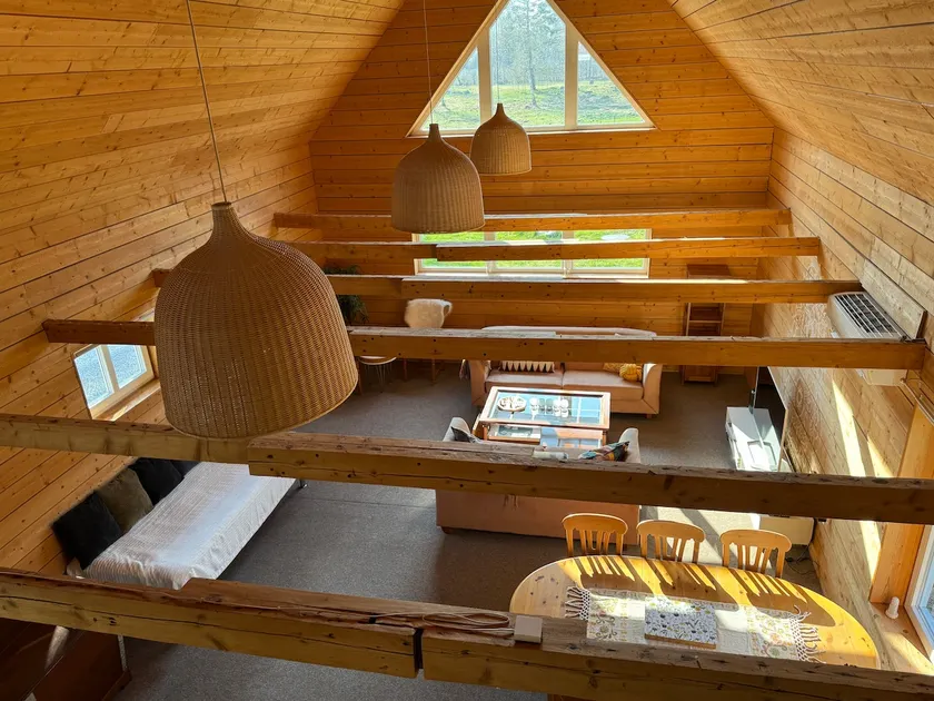 Cozy Country Cottage + Sauna - Image 1