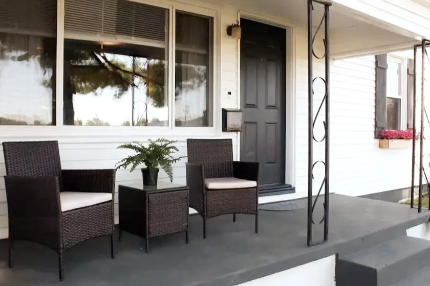 Downtown Home - Image 1