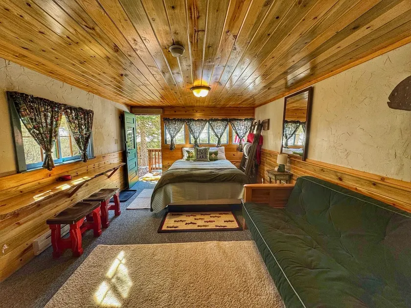 Historic Grand Lake Stay | Walk to Everything - Image 1