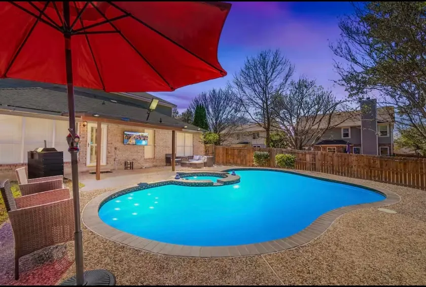 Pool Oasis - Image 1