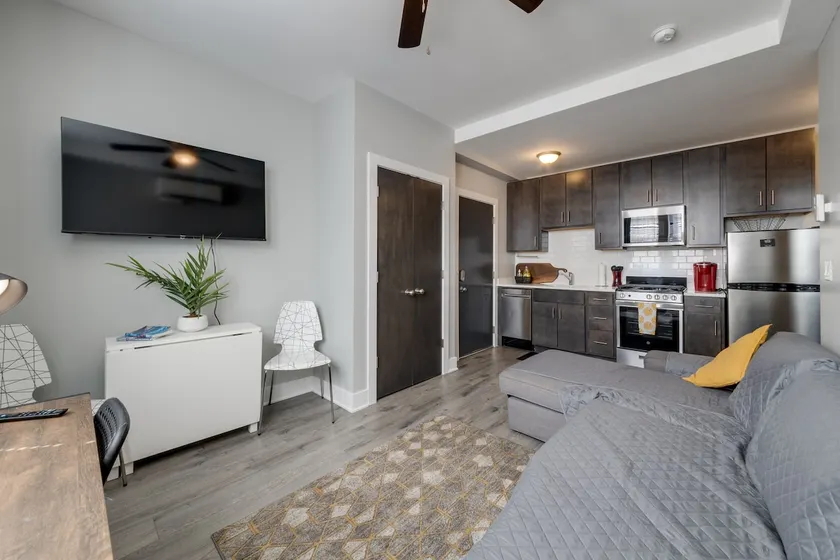 Wrigley Wonderland - Sleeps 1-4 - Image 1