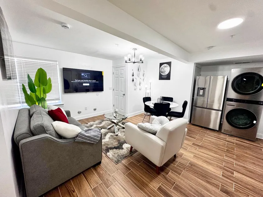 BrightOAK Eloire-Private 2 Bedrooms,two beds - Image 1