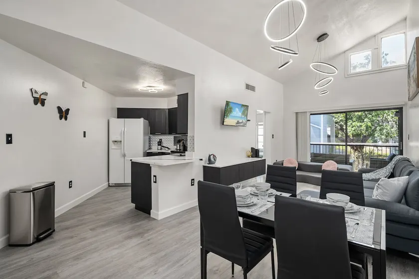 Condo w/ Pool + Gym + Golf + Jacuzzi + Game Areas! - Image 1