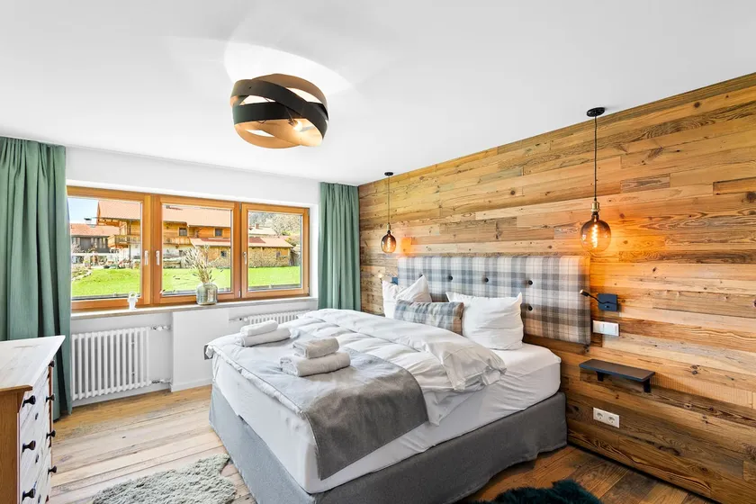 Deluxe Suite | Pool, Sauna & Bergblick - Image 1