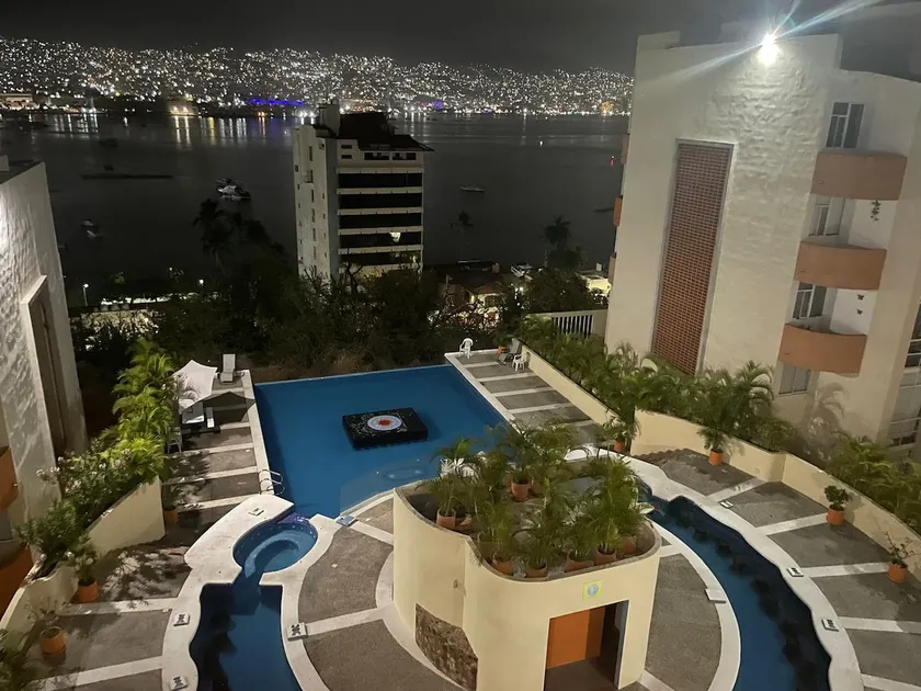 Family-friendly and central apartment - Image 1
