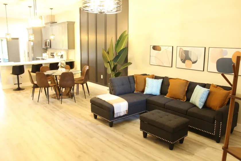 Brand New Home- 14 min to Beach - Image 1