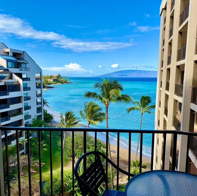 Beautifully remodeled Ocean & Pool View 2 bdrm con - Image 1