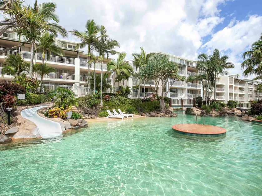 Modern Coastal Escape at Alex - 1min to beach - Image 1