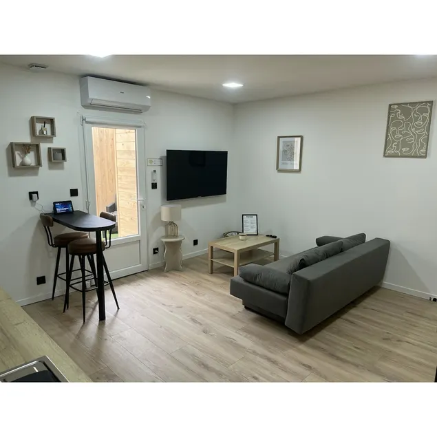 Studio LOUNA - Image 1