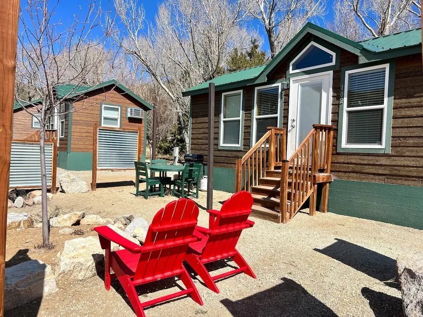Deluxe Cabin - Image 1