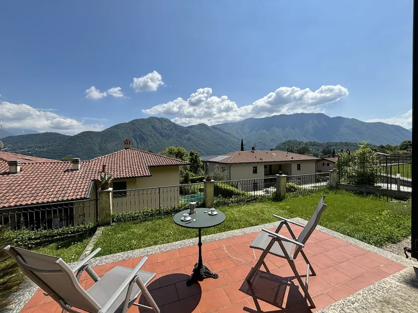 Casa Orny Mezzegra - Image 1