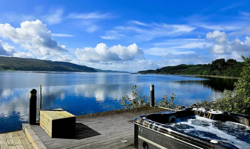 Loch Fyne Edge - A Luxurious Lochside Haven - Image 1