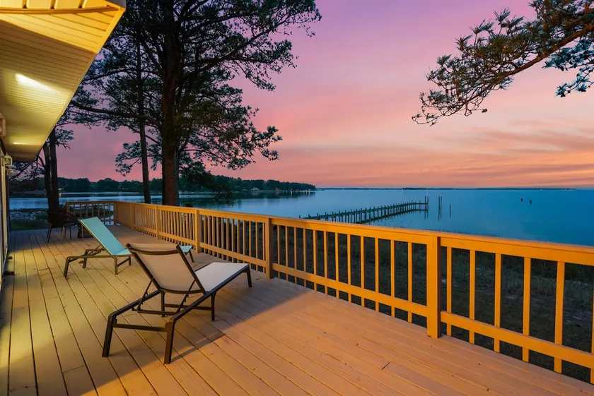 Bayfront Escape | Private Dock, Fishing & Crabbing - Image 1