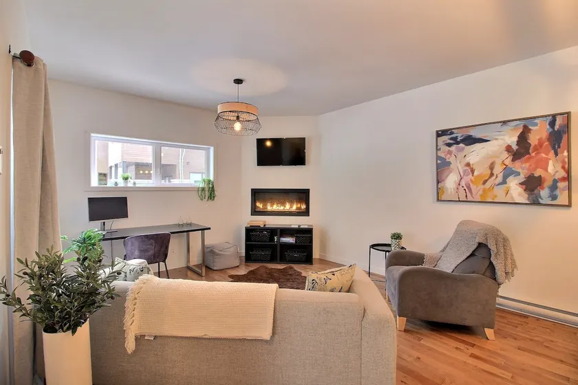 2 min from Orford – townhouse - Image 1