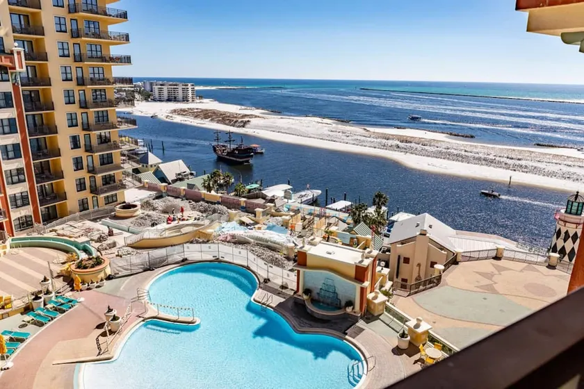 Emerald Grande Resort 3BR Apartment - Image 1