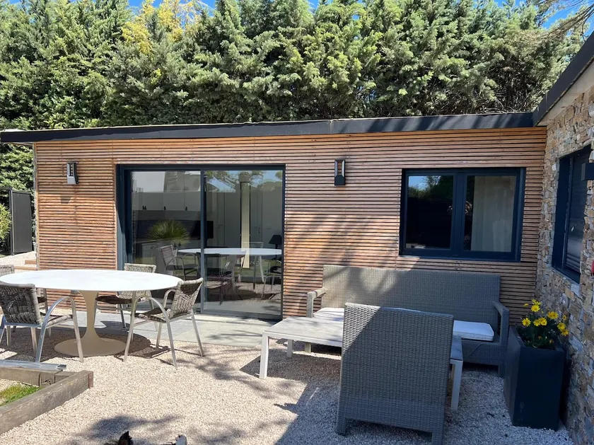 House 5 km from Aix-en-Provence - Image 1