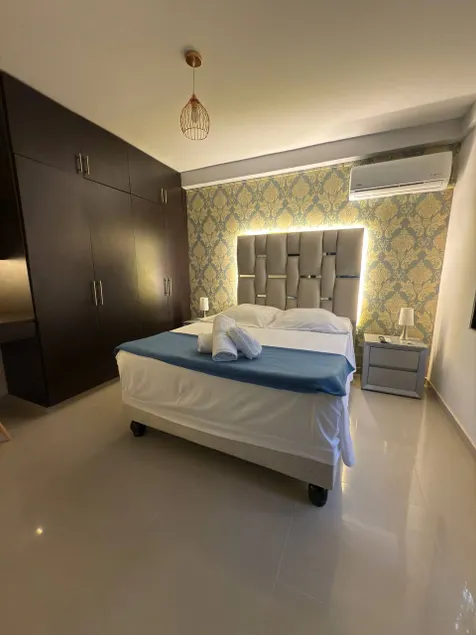 Granada Loft - Image 1