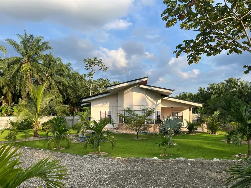Casa July Vacation PuertoJiménez - Image 1