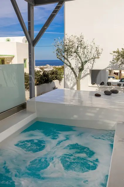 New Lux Misilia Suite & Prive Jacuzzi - Image 1