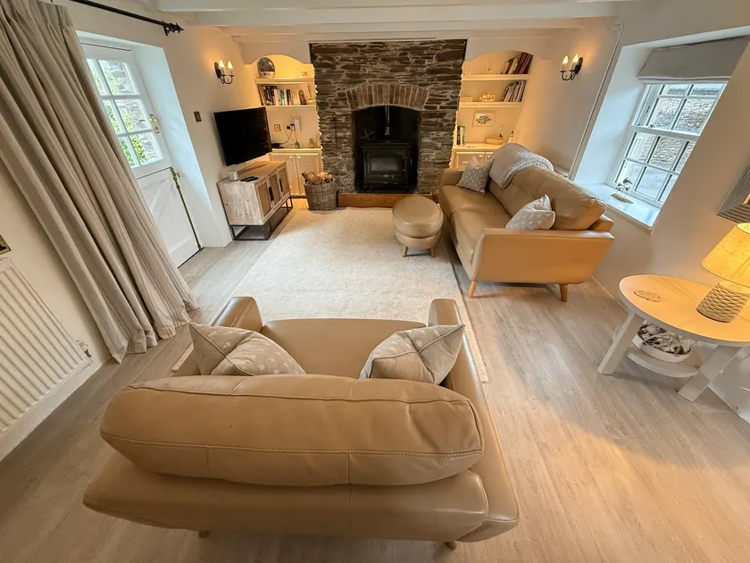 The Loft Perfect For Couples! - Image 1