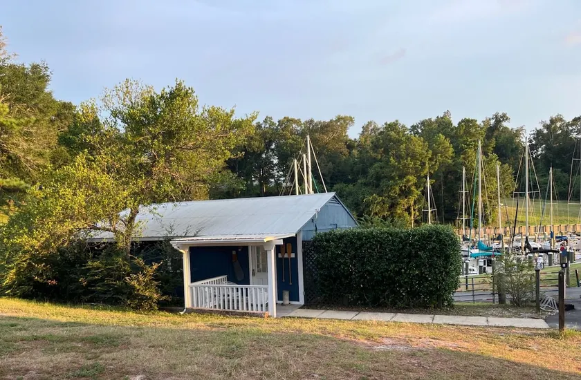 The Cabin at Fly Creek Marina - Image 1