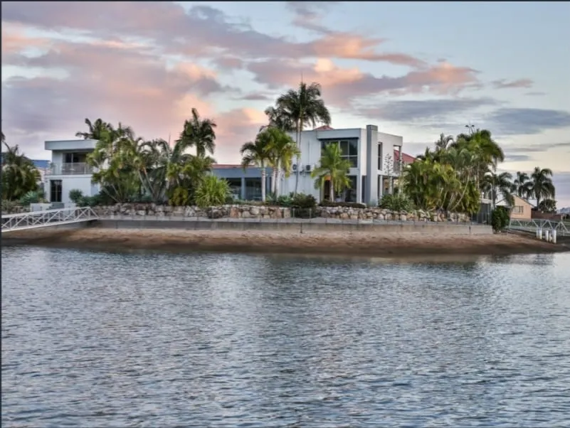 NewPort Dream Quiet Island - Image 1