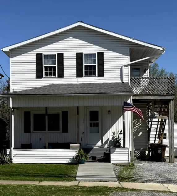 Grandma's House on Broad Street - Image 1