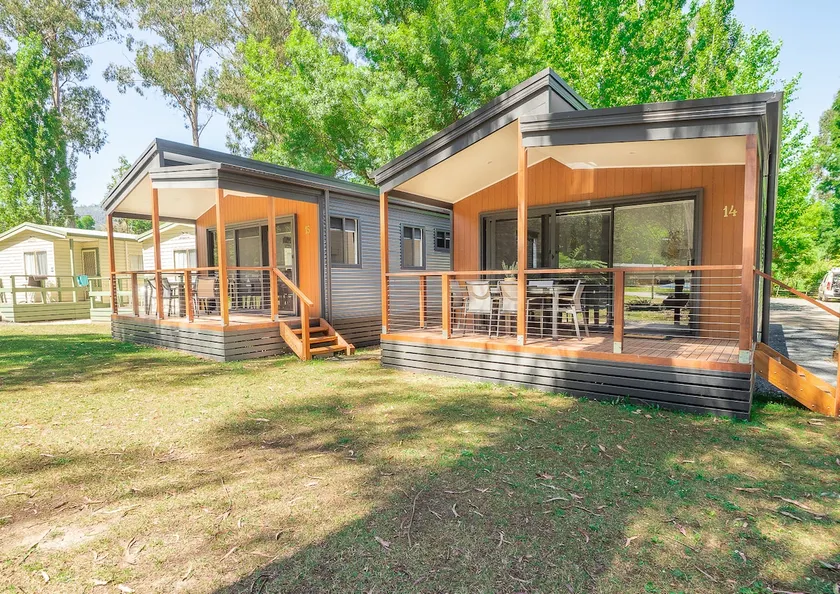 2 Bedroom Riverview Deluxe Cabin - Image 1
