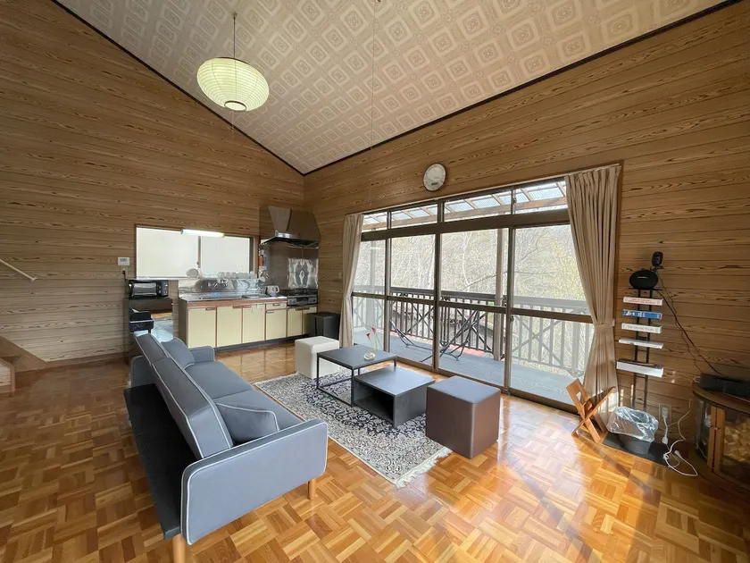 Forest view and quiet luxury/MAX 5 people/Private/Yamanakako is 8 minutes away by car　 - Image 1