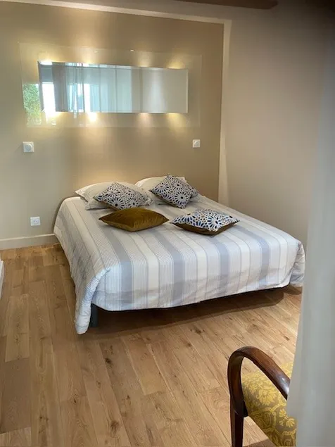 Quiet 2-room apartment - Image 1