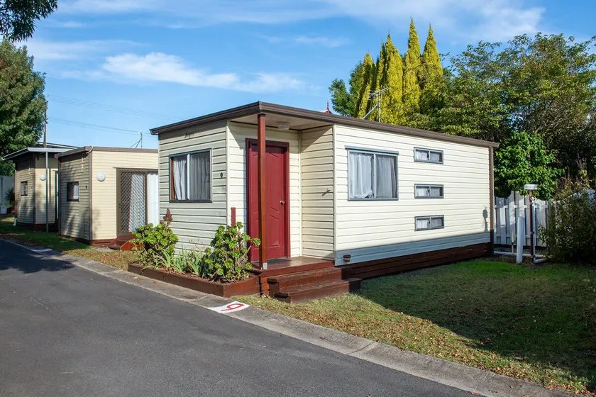 One Bedroom Ensuite with triple bunk - Image 1