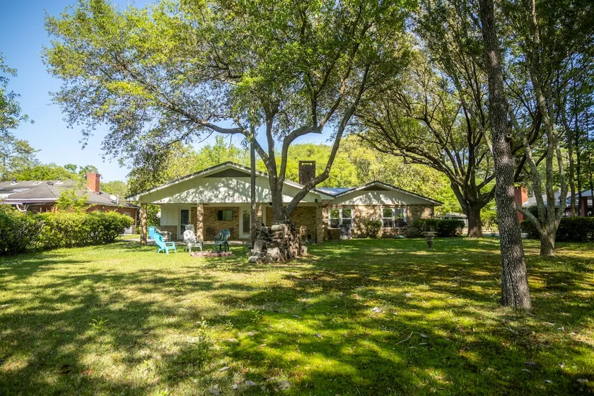 3BR/2.5BA near Beach & Downtown! Shorebound - Image 1