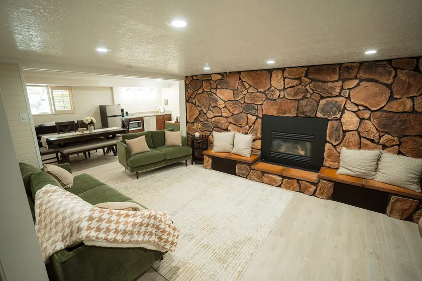 The Oaks Oasis - Image 1