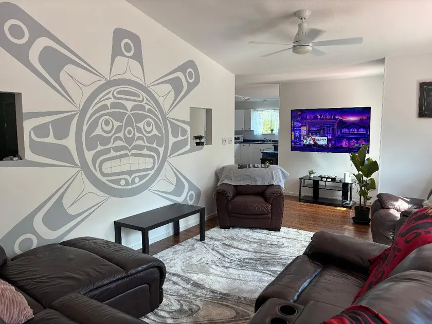 A New Pet-Friendly Getaway in Alert Bay - Image 1
