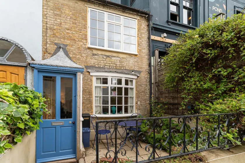 Central Cosy cottage in North Laine sleeps 4 - Image 1