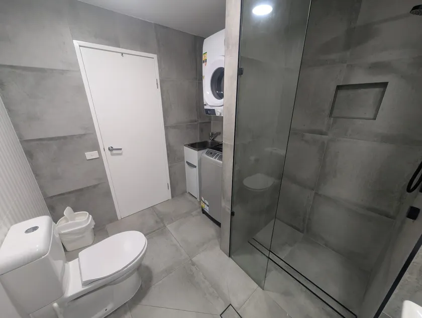 Honeysuckle : Prestige Two Bedroom - Image 1