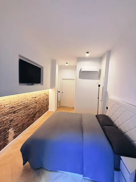 Valencia Urban Retreat - Image 1
