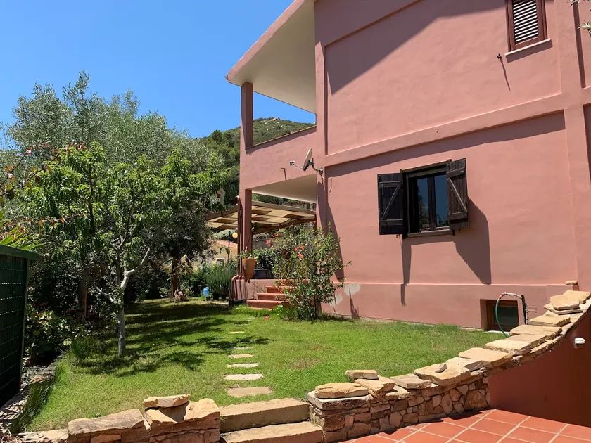 Solanas: villa 200 m from the sea - Image 1
